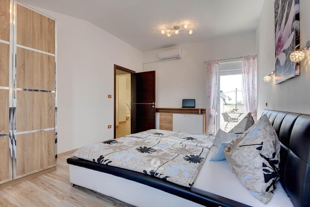 Villa Brcina Пула Экстерьер фото